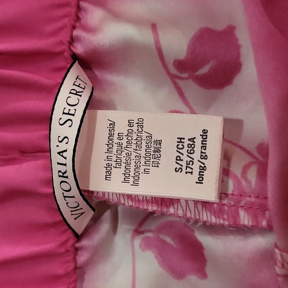 Victoria's Secret Floral Pajama Bottoms - Picture 7 of 10